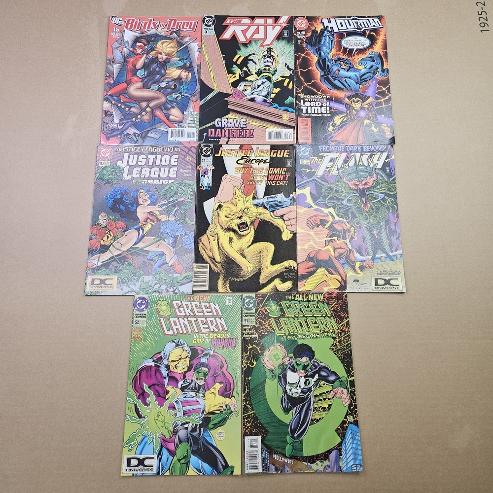 DC Comics 90s Vintage Lot of 8 - Green Lantern, Flash, Justice League